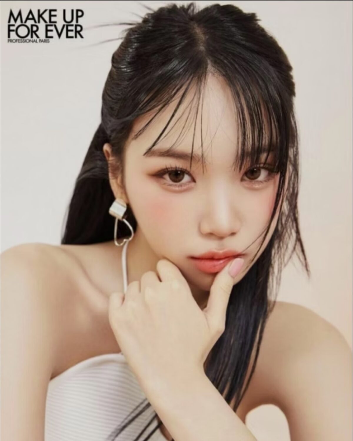 Make Up For Ever 김채원